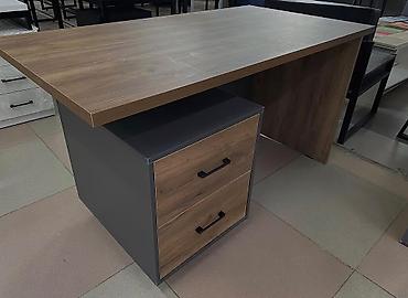 table study: Офисный стол, Новый, Нерегулируемый, цвет - Коричневый, Прямоугольный, ЛДСП, Бесплатная доставка — 1