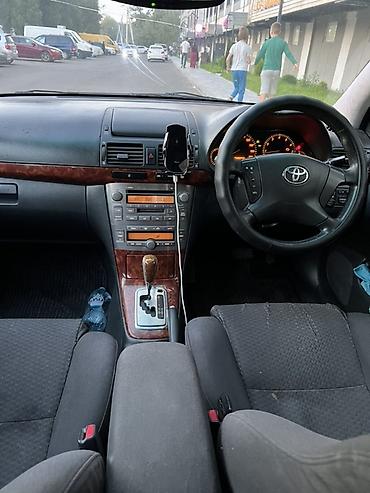 124 бак: Toyota Avensis: 2004 г., 2 л, Автомат, Бензин, Универсал — 6