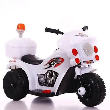 cybex x2 fix: Motor Polis Mini 6V – beli policijski električni motor za decu - — 1
