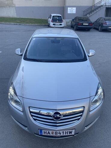 Used Cars: Opel Insignia: 2 l | 2009 year | 231000 km. Limousine