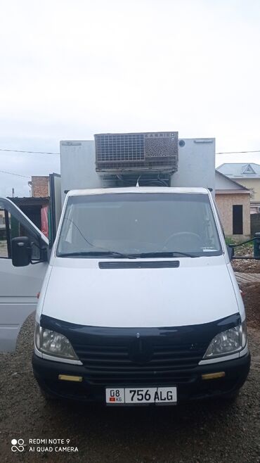 Mercedes-Benz Sprinter: 2000 г., 2.7 л, Механика, Дизель, Фургон