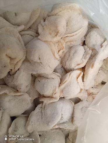 Evdən hazirlanir təmizliyə riayət olunur. En əsası təmiz halal ətdən