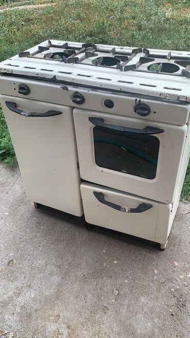 кухонные приборы: Газ плита продаю в рабочем состоянии