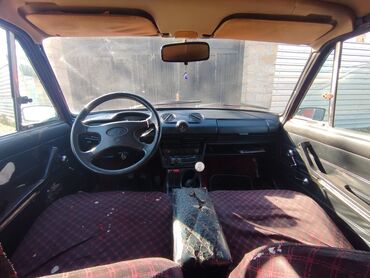 VAZ (LADA): Model: VAZ 2106 (klassik “Şeşorka”) Kuzov: sedan, 4 qapı Rəng: qırmızı -da lalafo.az — 6 VAZ (LADA): Model: VAZ 2106 (klassik “Şeşorka”) Kuzov: sedan, 4 qapı Rəng: qırmızı — 6