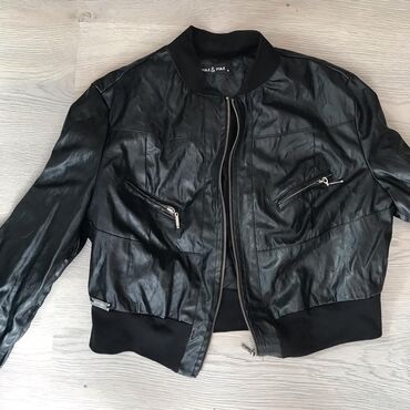 куртки кожаные: Куртка S (EU 36), M (EU 38), цвет - Черный