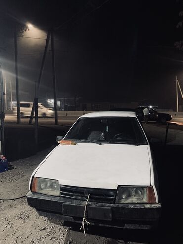 ВАЗ (ЛАДА): ВАЗ (ЛАДА) 21099: 1999 г., 1.5 л, Механика, Бензин — 1