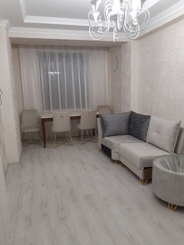 Uzunmüddətli kirayə mənzillər: İcarəyə təklif olunan tam təmirli, zövqlü interyerli 1 otaqlı studio — 14