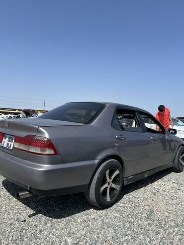автомобиль для продажи: Honda Accord: 2000 г., 1.8 л, Автомат, Бензин, Седан