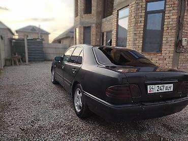 Mercedes-Benz: Mercedes-Benz E-Class: 1997 г., 2.8 л, Механика, Бензин, Седан — 3