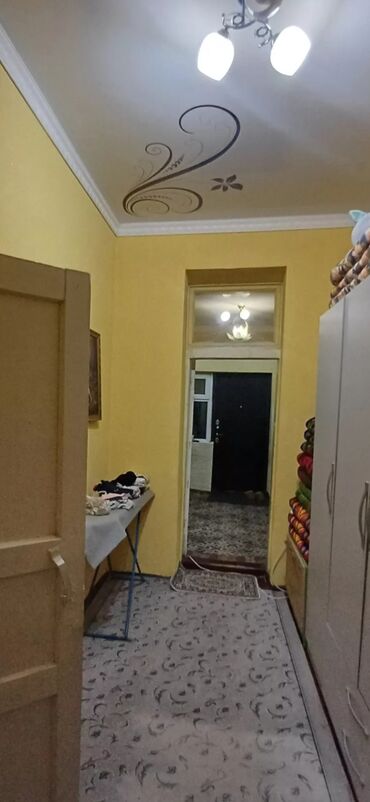 дом в талас: 60 м², 3 комнаты, Парковка, Забор, огорожен