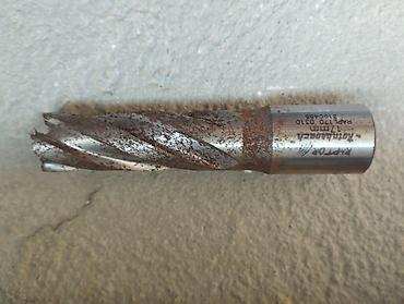 Digər alətlər: Avadanlıq ucluqları,hər biri ayrılıqda 25azn — 10