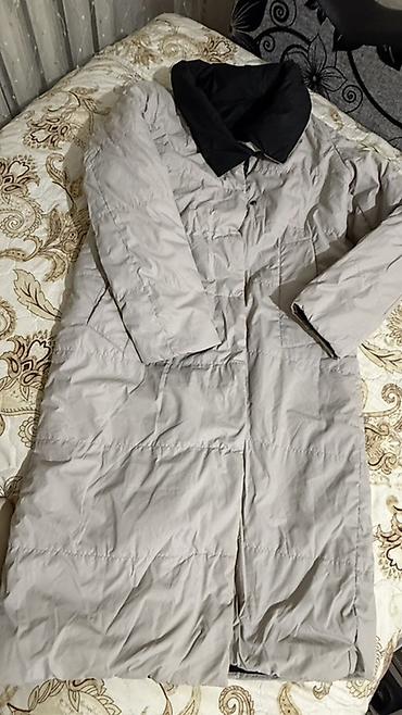 Пальто: Комплект женской верхней одежды и джинсов: 1) Двустороннее утеплённое — 2