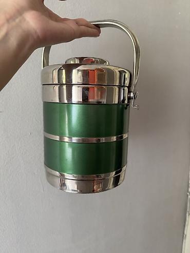 Салатницы: Продаю: 1. 2.Пепельница -150 с 3.Рюмки(новые) 200 с 4.Столовые ложки — 25