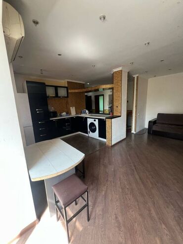 Продажа домов: 3 комнаты, 70 м², Индивидуалка, 4 этаж, Евроремонт