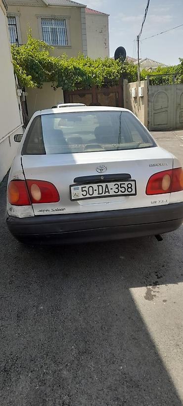 toyota camry oluxana: Toyota Corolla: 1.6 l | 1998 il Sedan — 3
