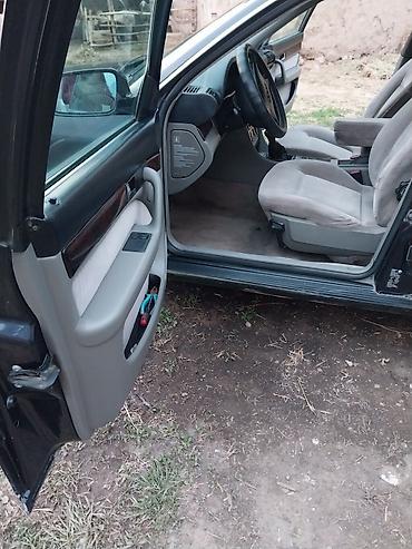 Audi: Audi A6: 1995 г., 2.6 л, Механика, Бензин, Седан — 7