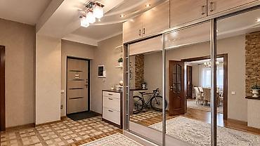 flats in kant: Продаю квартиру в центре города на пересечении Бокомбаева/Шевченко — 1