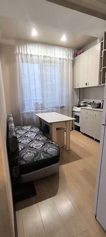 Продажа квартир: 1 комната, 32 м², Элитка, 2 этаж, Косметический ремонт