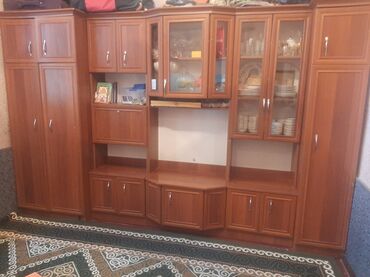 кухня мебель бу: Зал үчүн гарнитур, Колдонулган, Шкаф