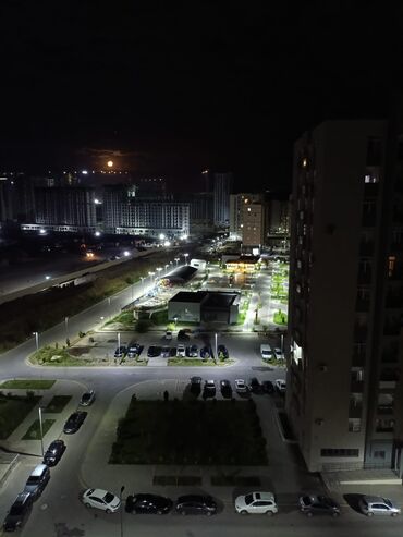 Uzunmüddətli kirayə mənzillər: Kirayə mənzil – şəhər mənzərəsi ilə - Plan: işıqlı otaq, ayrıca — 11