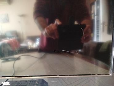 Televizori: Televizor Vox lcd tv sa DVB-T. Malo je zagreban displej-ima slika — 7