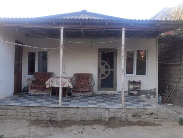 Həyət evləri və villaların satışı: Zabrat 3 otaqlı, 3 kv. m, Orta təmir