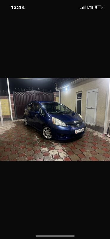 крыло для хонда фит: Honda Fit: 2010 г., 1.5 л, Автомат, Бензин