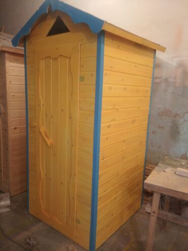 деревяный туалет: Удобства для дома и сада, Уличный туалет