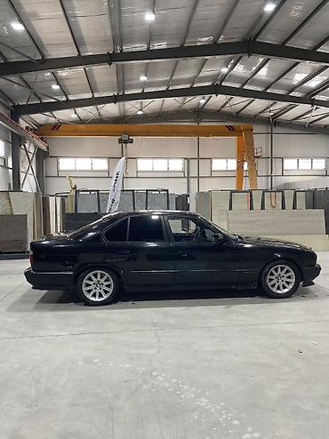 bud e9: BMW 5 series: 1989 г., 2.6 л, Механика, Бензин, Седан — 7