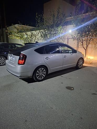 Toyota: Toyota Prius: 1.5 l | 2009 il — 6