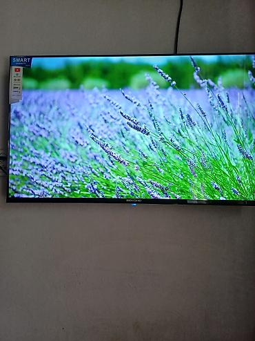 led свет: Смарт-телевизор BEKOH D (надпись на рамке “BEKOH D”), тонкие рамки — 3