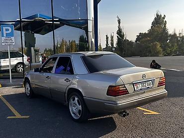 панель ауди а4: Mercedes-Benz W124: 1994 г., 2.2 л, Автомат, Седан — 3