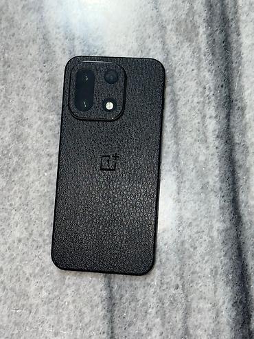 one plus 13 pro: OnePlus 15, Б/у, 512 ГБ, цвет - Черный, 2 SIM, eSIM — 1