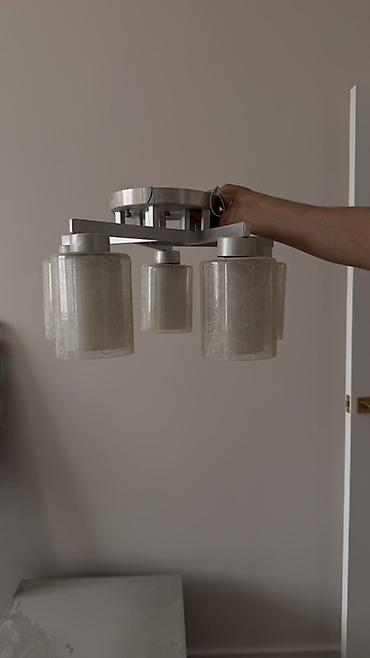 smart light: Продаю б/у люстру с 5 плафонами - Тип: потолочная люстра на планке - — 2