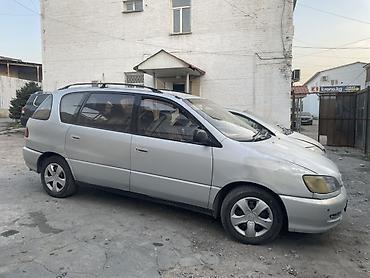 Toyota Ipsum: 1996 г., Минивэн