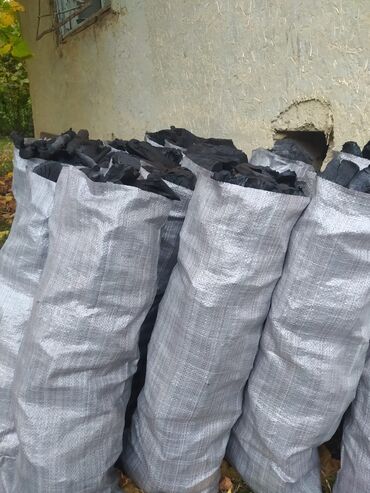 Kömür: Gec sonen yuksek kefiyyetli komur 5.5m dan 7.5man kimi cox alana — 11