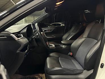 alba: Toyota RAV4: 2021 г., 0.5 л, Автомат, Гибрид, Внедорожник — 3