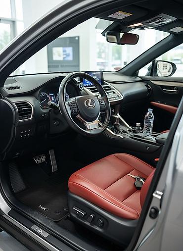 Lexus: Lexus NX: 2019 г., 2 л, Автомат, Бензин, Внедорожник — 6