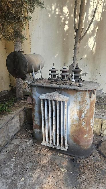 Yağlı paylayıcı tip elektrik transformatoru - Tip: Yağla soyudulan