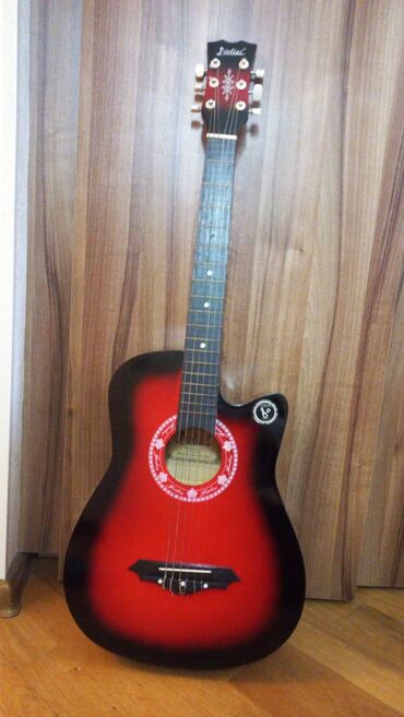 fitar gitara: Гитара fielisi js 38c. в хорошем состоянии. классическая гитара