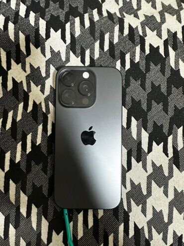 чехлы xs: IPhone 16 Pro, Б/у, 256 ГБ, Black Titanium, Зарядное устройство, Защитное стекло, Чехол, 97 %