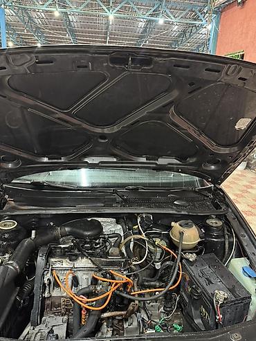 Volkswagen: Volkswagen Vento: 1993 г., 1.8 л, Механика, Бензин, Седан — 10