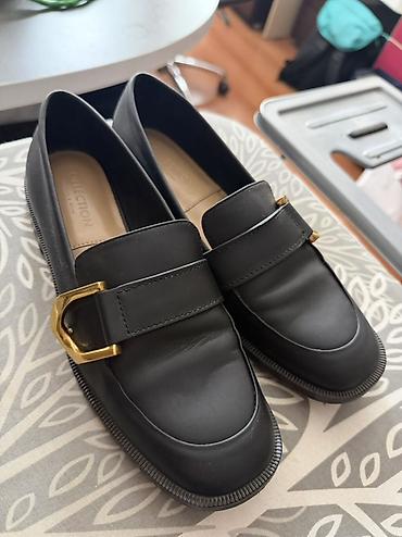 Лоферы, 36, La Coleccion, Б/у, цвет - Черный, Самовывоз at lalafo.kg Лоферы, 36, La Coleccion, Б/у, цвет - Черный, Самовывоз