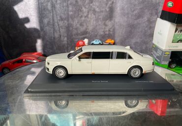 Avtomobil modelləri: Коллекционная модель Aurus Senat limousine Russia Vladimir Putin 2018 — 23