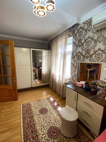 Köhnə tikili: Bakı, 3 otaqlı, Köhnə tikili, m. Neftçilər, 54 kv. m -da lalafo.az — 3 Köhnə tikili: Bakı, 3 otaqlı, Köhnə tikili, m. Neftçilər, 54 kv. m — 3