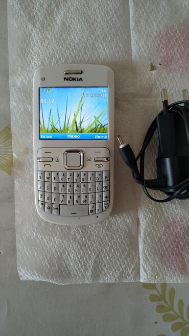 telefonları: Nokia C3, < 2 GB Memory Capacity, rəng - Ağ, Zəmanət, Düyməli