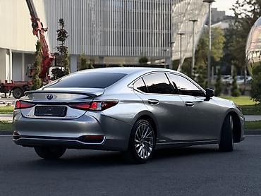 mark 2 110: Lexus ES: 2021 г., 2.5 л, Вариатор, Гибрид, Седан — 10