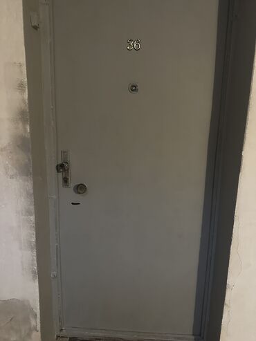 Darvazalar: Seyf qapı satılır. 2lik listle yığılıb