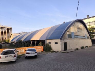 печка для отапления: Продаю два футбольных поля с навесом Без места, здания под снос