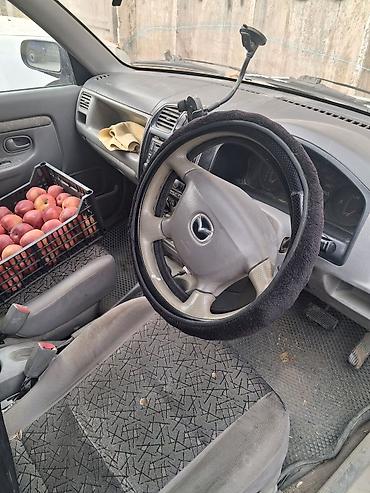 Mazda Demio: 2001 г., 1.3 л, Автомат, Бензин, Хэтчбэк